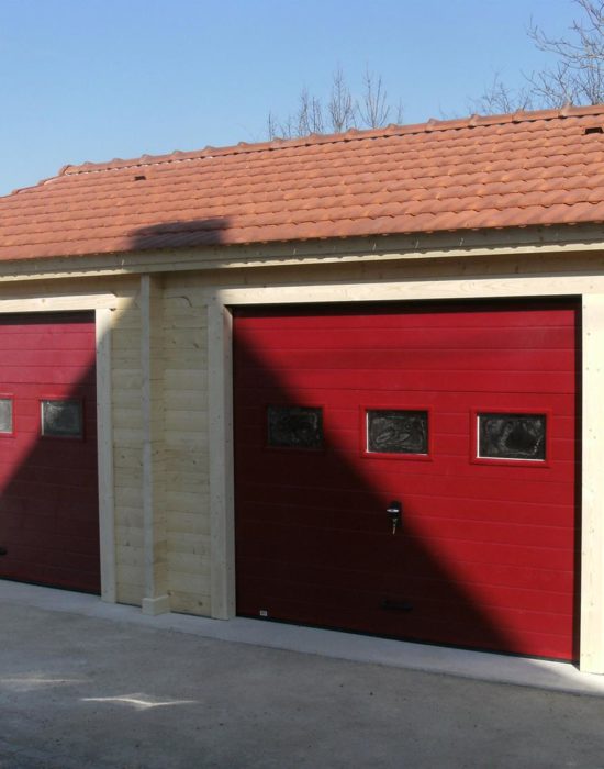 GARAGES : garages en bois massif sur mesure